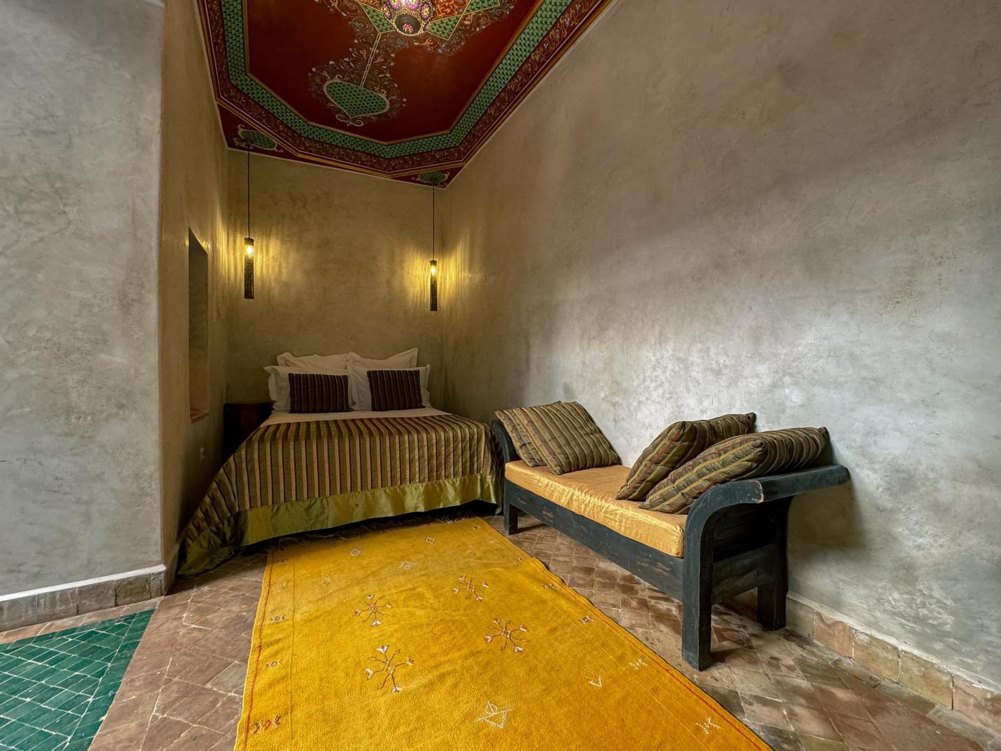 マラケシュ リヤド ラピスラズリ Bed & Breakfast エクステリア 写真